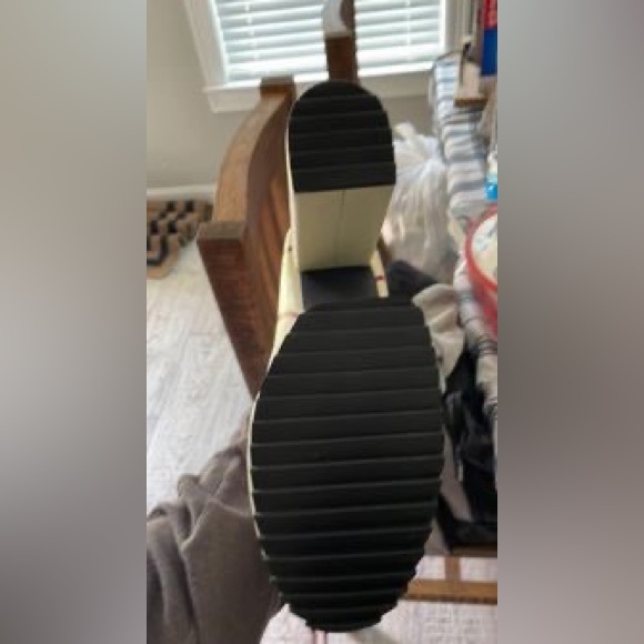 Dolls kill platforms - Picture 2 of 2